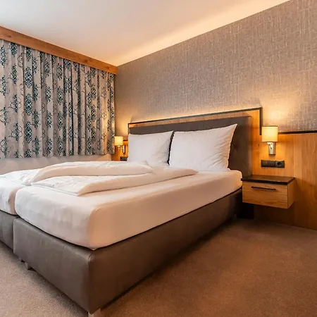 Hotel Garni Foersterheim 3*