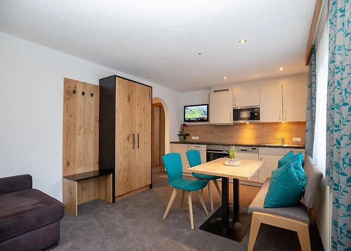 Hotel Garni Foersterheim Ischgl