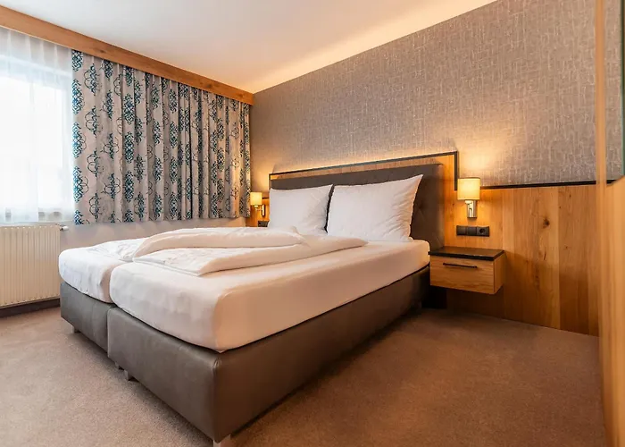 Hotel Garni Foersterheim 3*